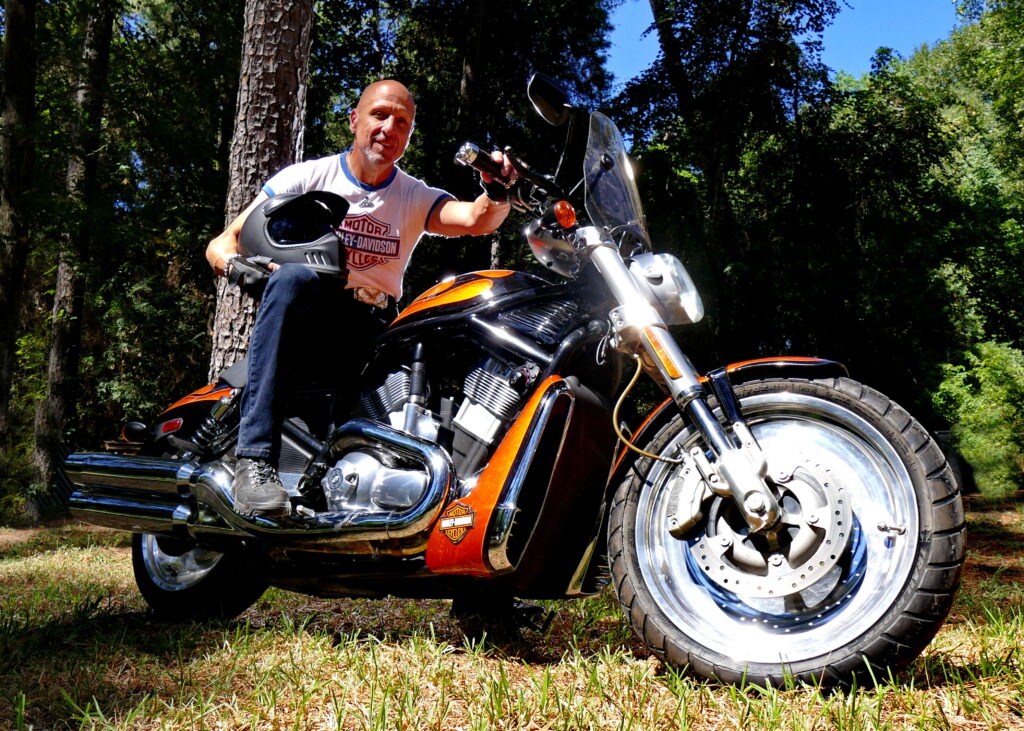 Outdoor backlot perfect for photographers, videographers and event hosts in Spring Texas