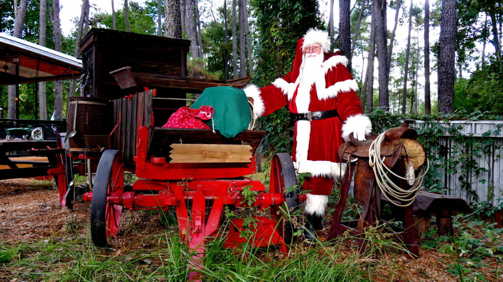 Outdoor backlot perfect for photographers, videographers and event hosts in Spring Texas